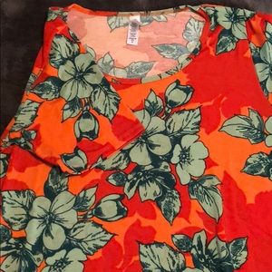 M Lularoe Perfect T